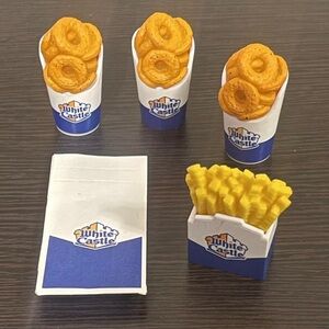 Zuru Mini Brands Foodies Series 1 White Castle Miniature Bundle